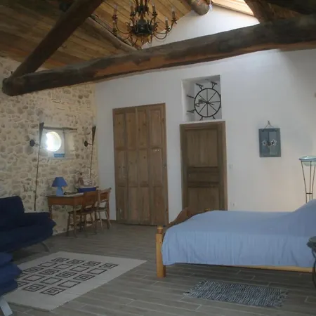 La Bastide De Tom Alojamento de Acomodação e Pequeno-almoço Saint-Victor-de-Malcap